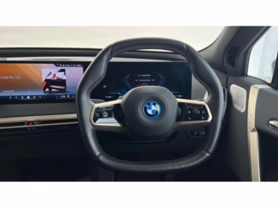 BMW iX 2023
