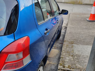 Toyota Yaris 2010 very low mileage 76k km only